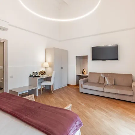 Palazzo Indelli 4*