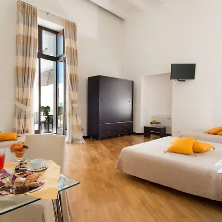Palazzo Indelli Otel 4*