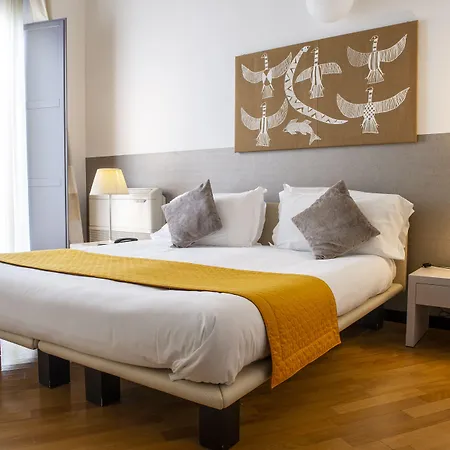 茵德里宫殿酒店