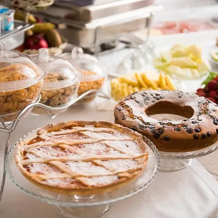 茵德里宫殿酒店 莫诺波利