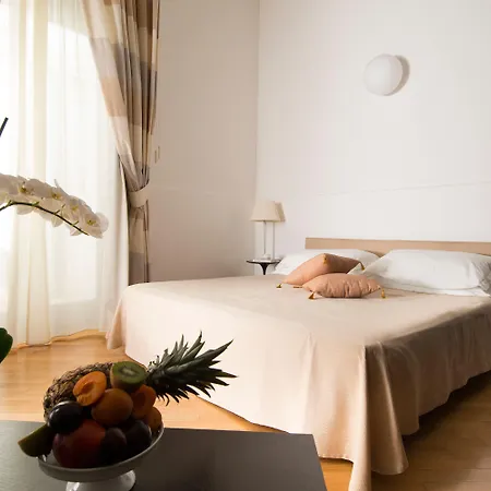 호텔 Palazzo Indelli 4*