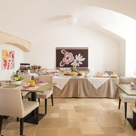Palazzo Indelli Hotel 4*