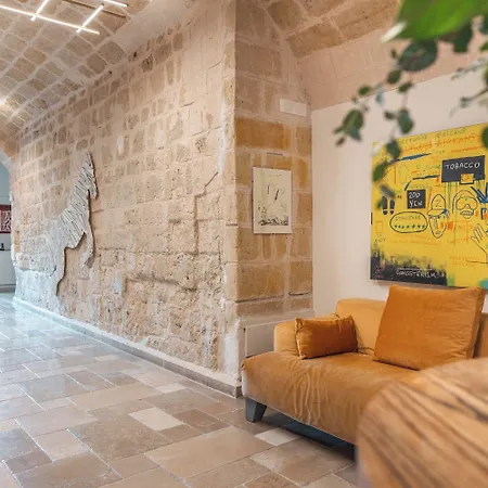 Palazzo Indelli 4*
